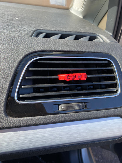 Volkswagen Golf VII 7 GTI ventilation clips