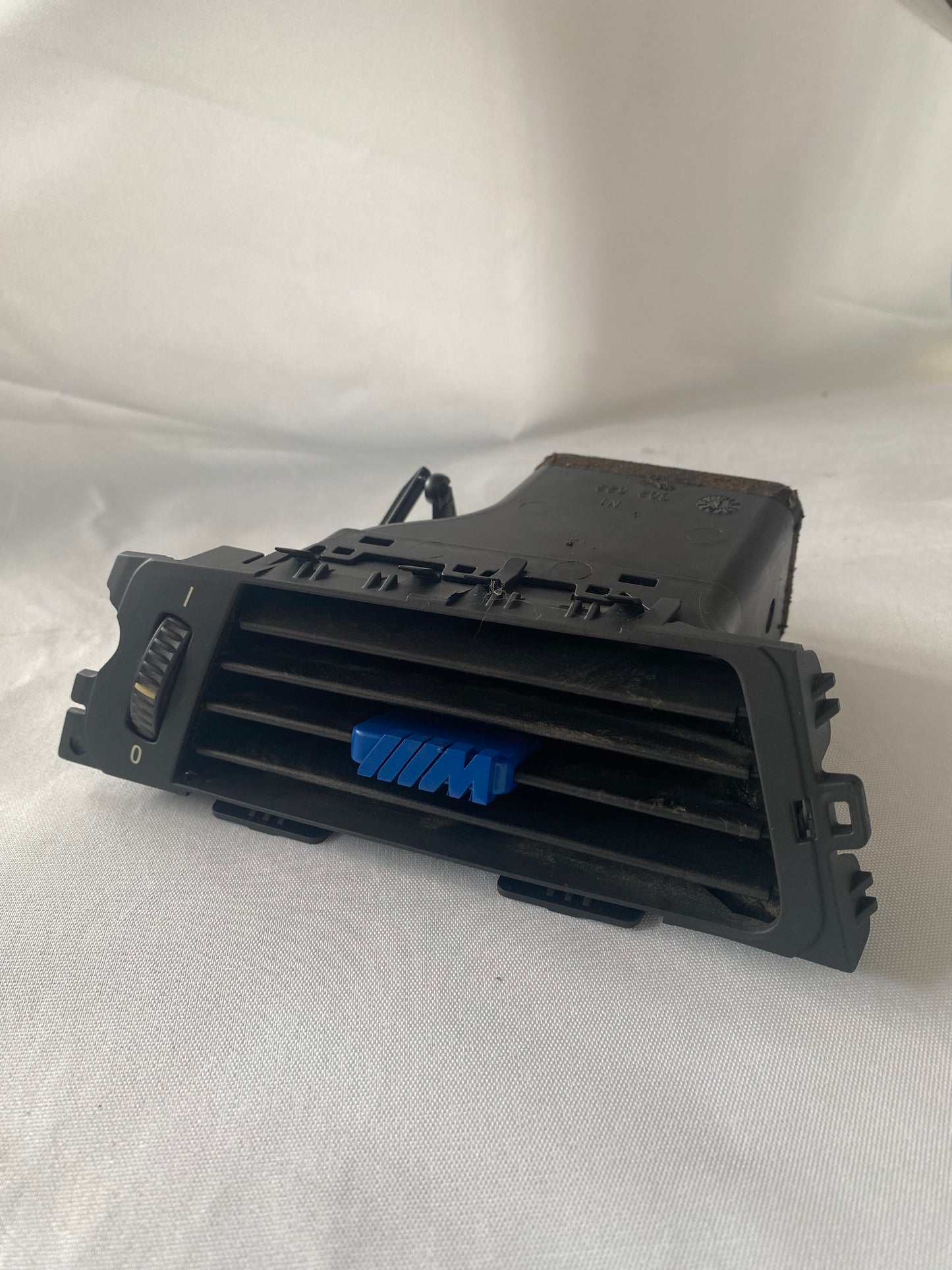 BMW 3 Series E90 ventilation clips with M logo